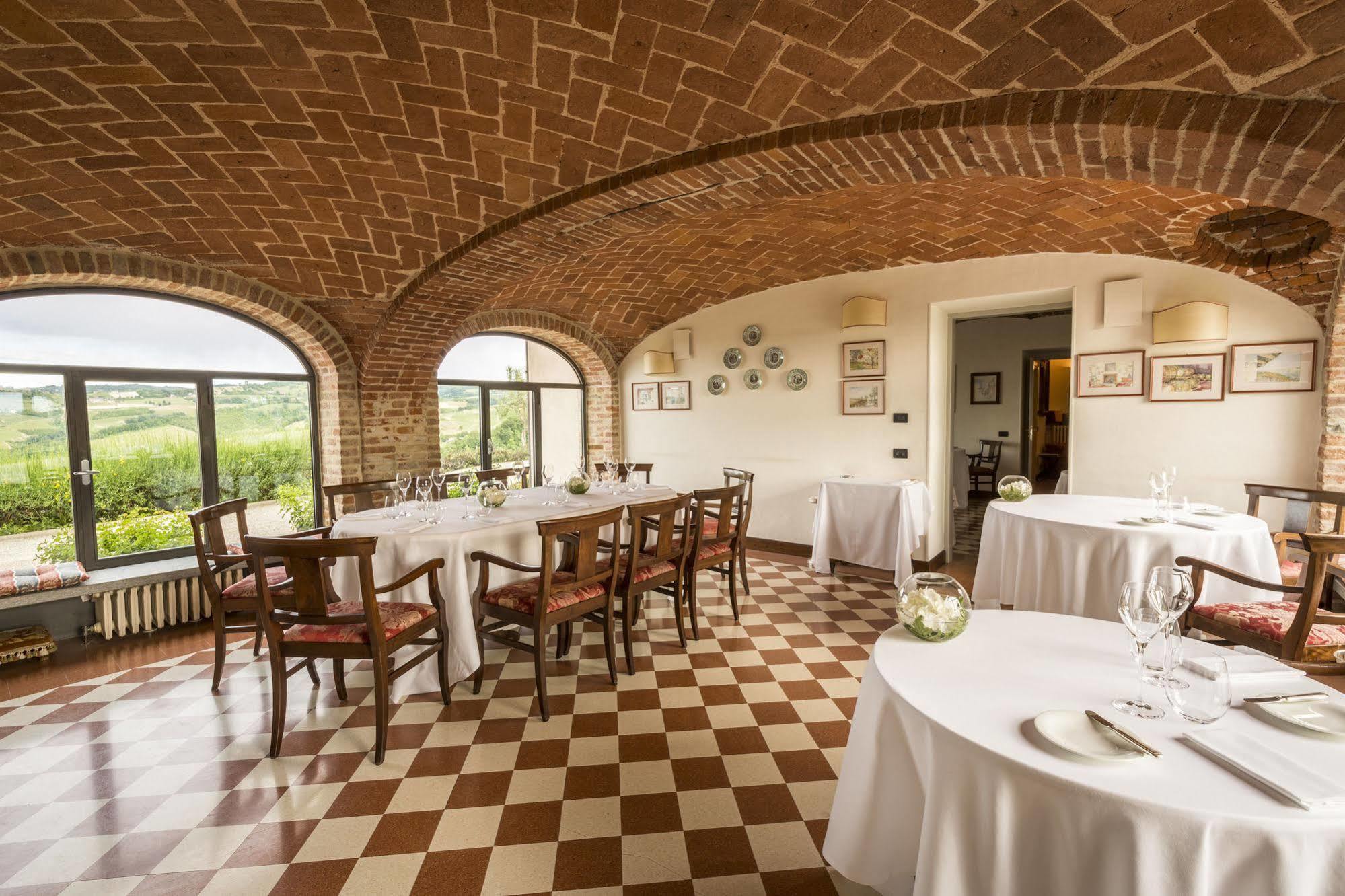 Locanda Del Pilone Alba  Eksteriør bilde